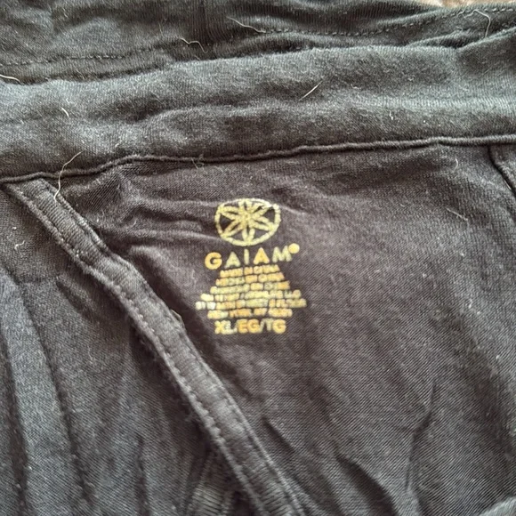 Lot of two Yoga Tanks - Picture 4 of 6